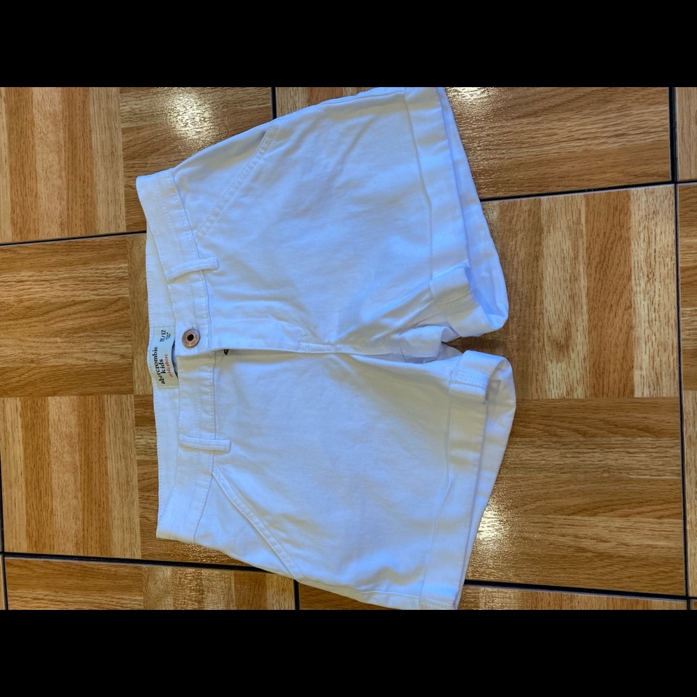 Girls Abercrombie Kids White Midi Shorts